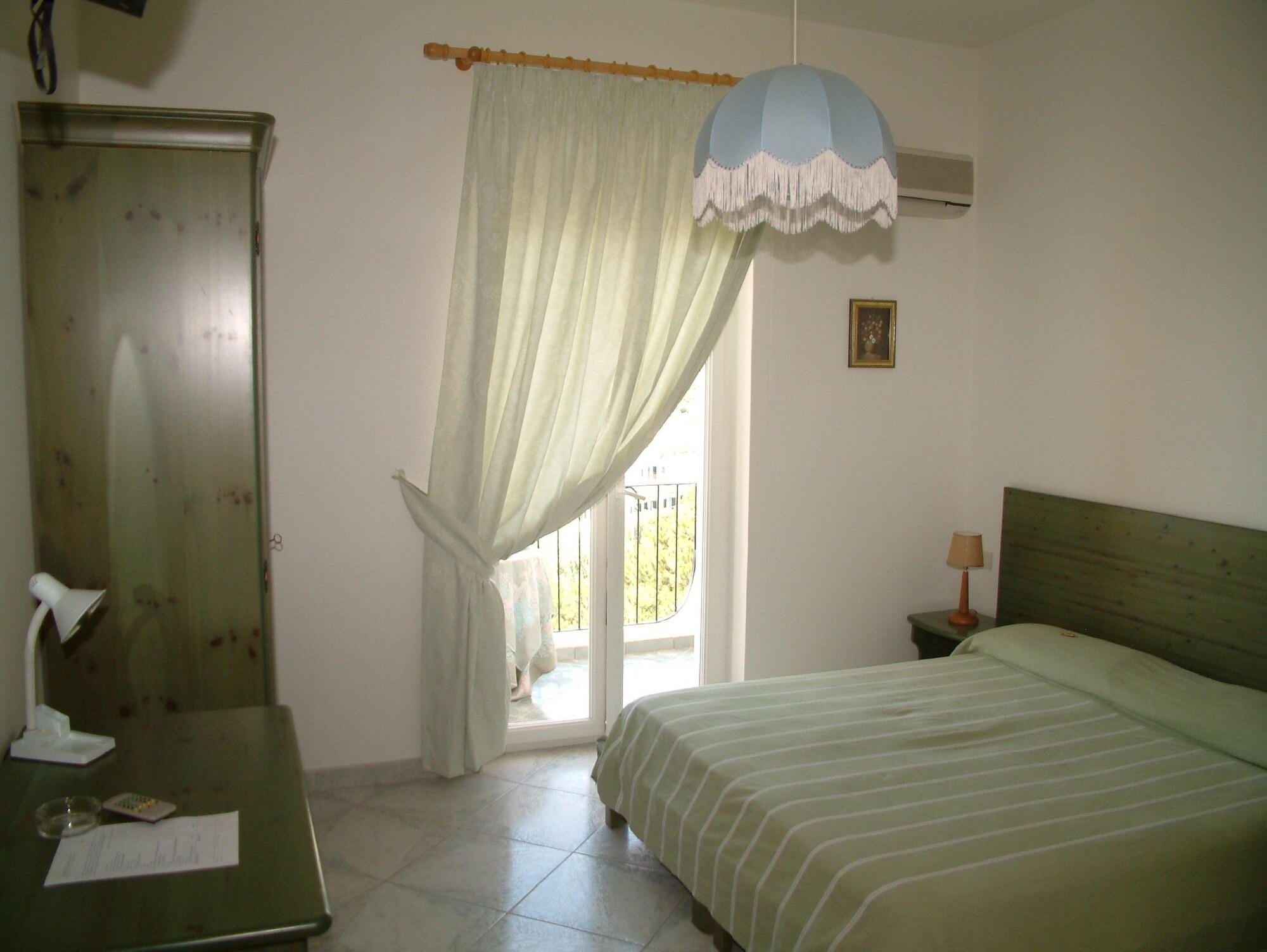 Hotel La Ginestra Forio di Ischia Eksteriør billede