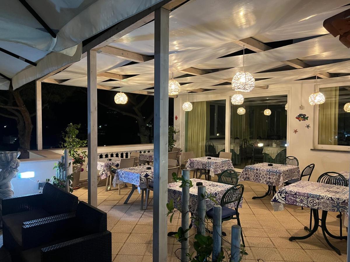 Hotel La Ginestra Forio di Ischia Eksteriør billede